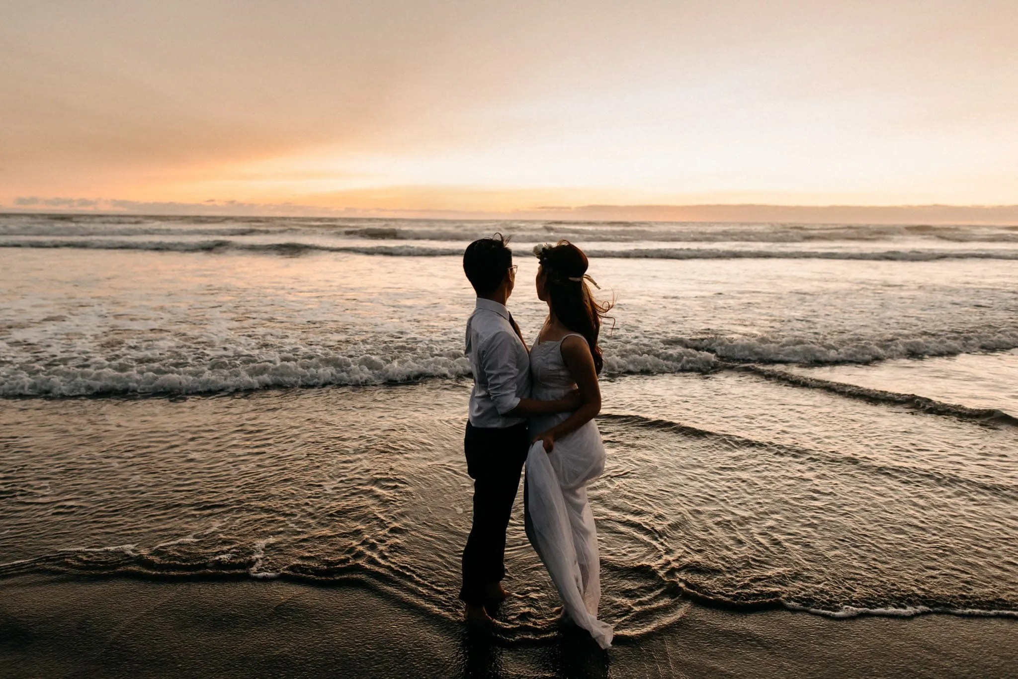 Clearwater Beach wedding ceremony of Junpei and Ovelia planned by Vows By The Sea