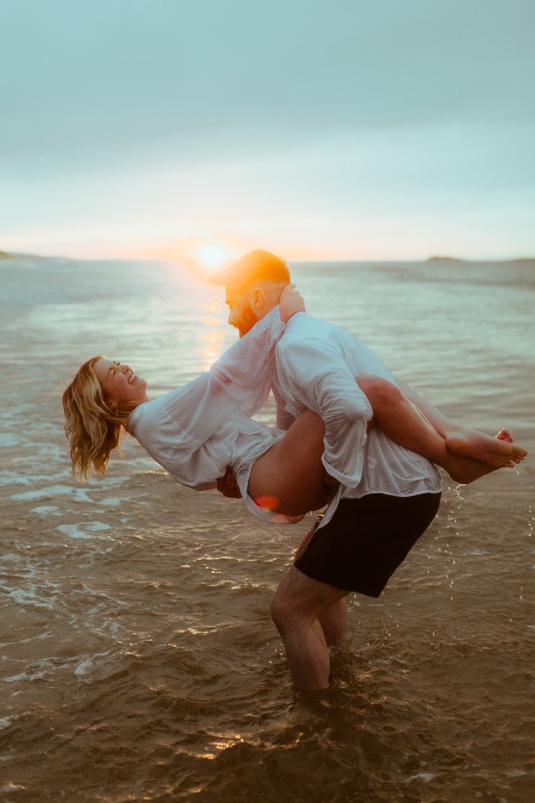 Anna Maria Island beach honeymoon gallery